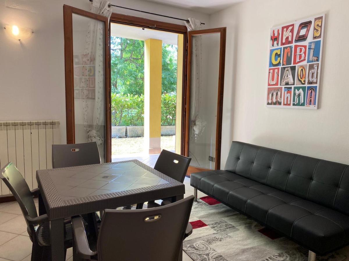 Appartamento Il Faro Con Giardino In Residence Con Piscina Desenzano del Garda Ngoại thất bức ảnh